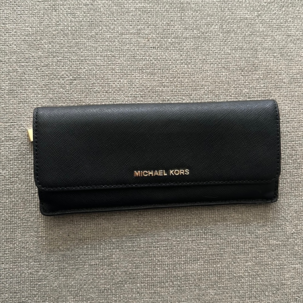 Michael Kors wallet